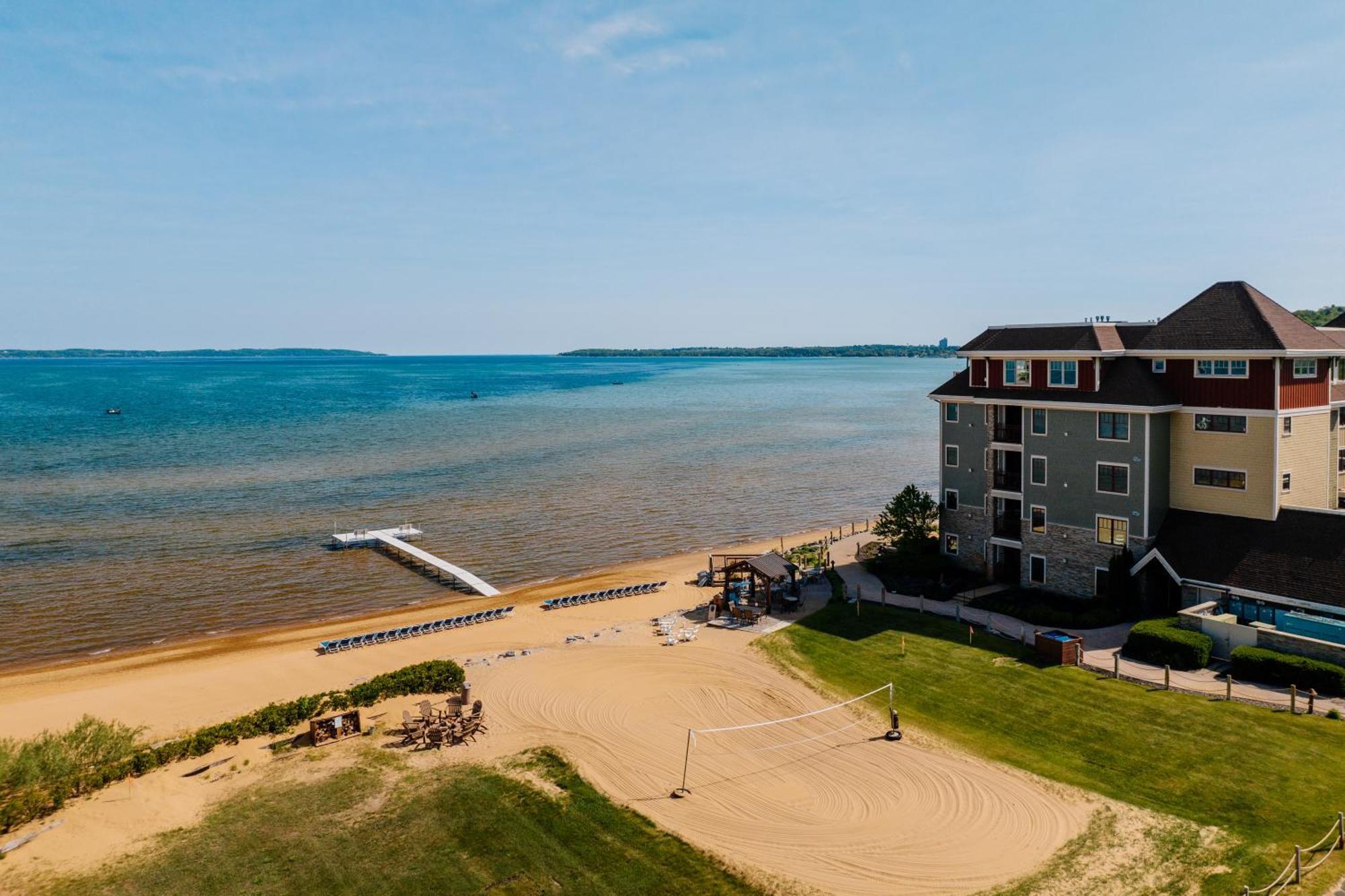 Tamarack Lodge Traverse City Exterior foto